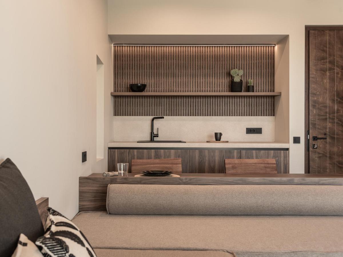 Aku Suites With Private Pools Stalida エクステリア 写真